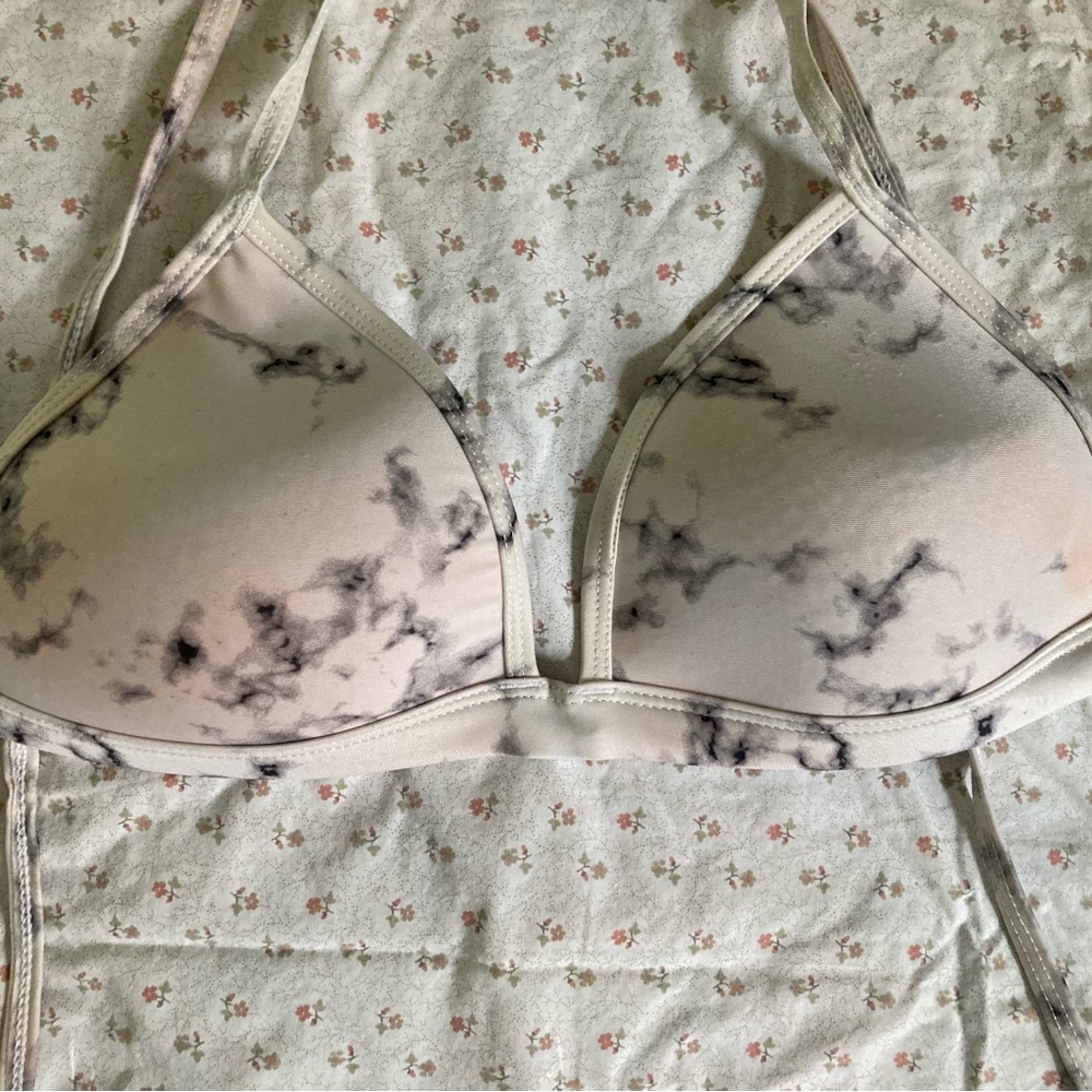 marble print cross cross back swim top.